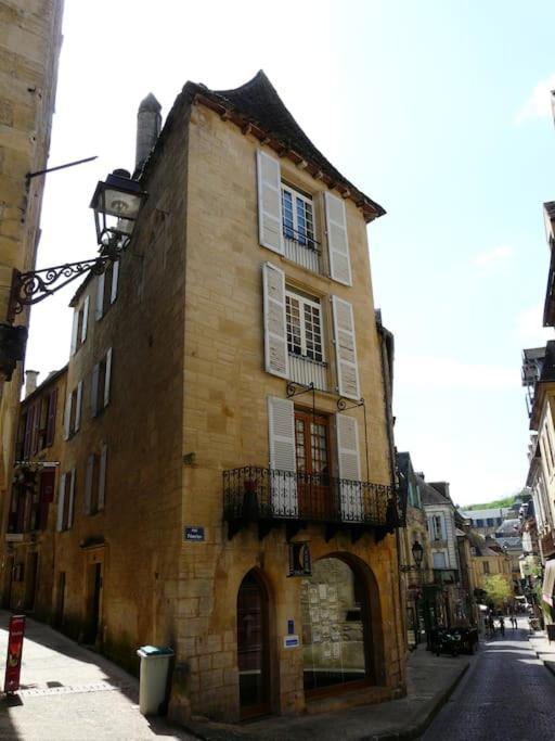Cite Medievale, Charme & Calme, Bien Place Sarlat-la-Caneda Exterior photo